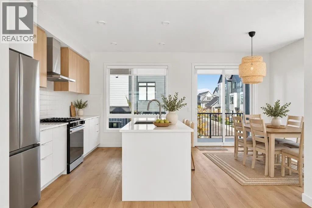 267 Dieppe Drive SW