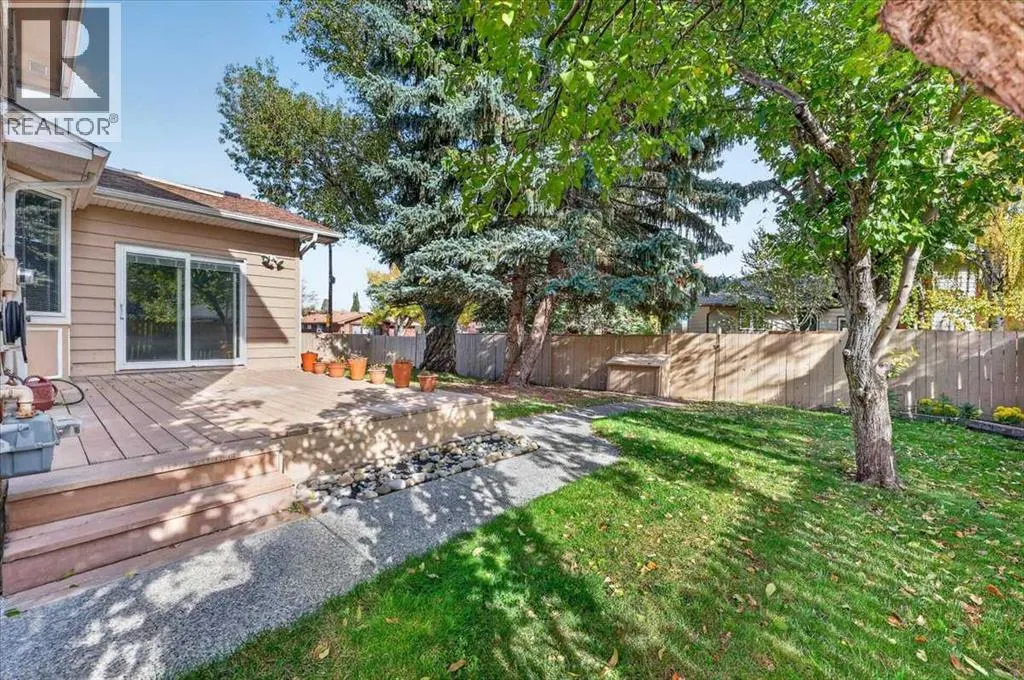 316 Parkland Way SE