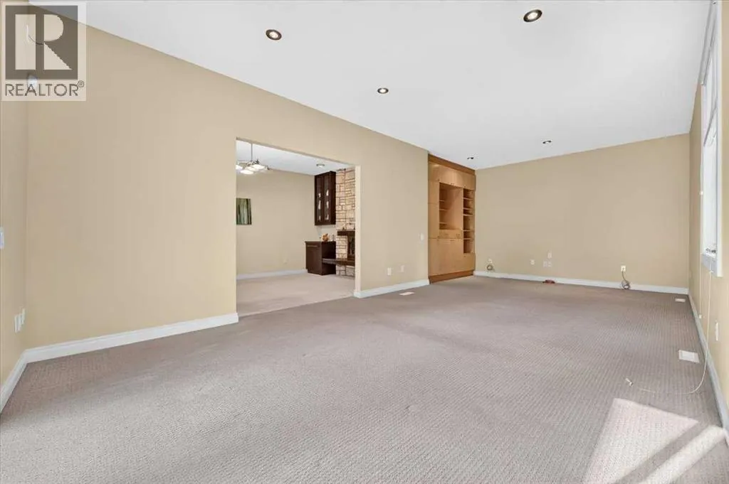 316 Parkland Way SE