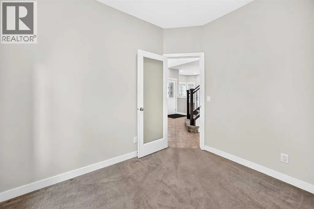 170 Canals Circle SW