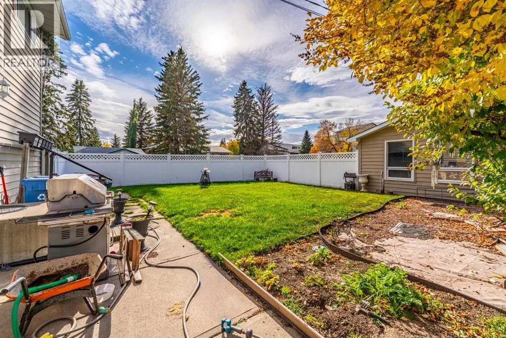 404 Attica Drive SE