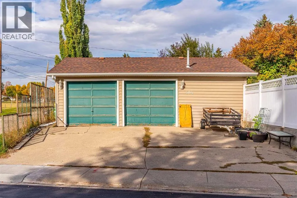 404 Attica Drive SE