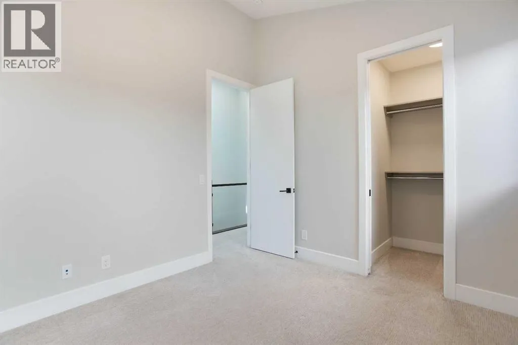 96 Walcrest View SE