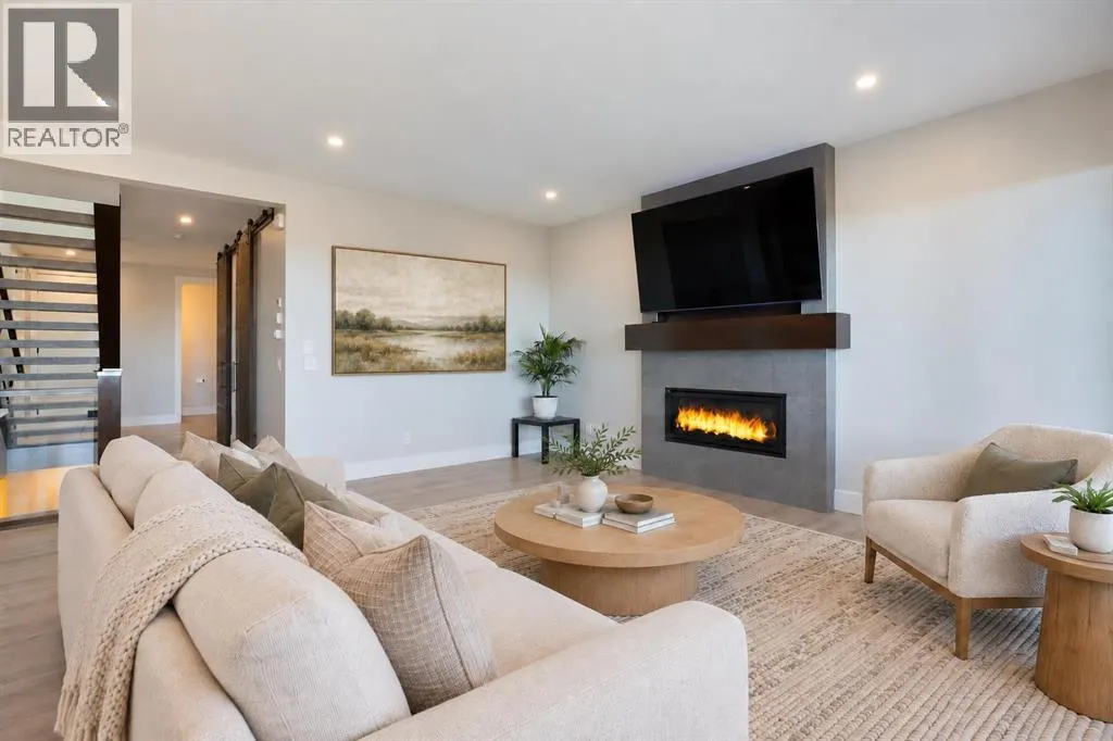 96 Walcrest View SE
