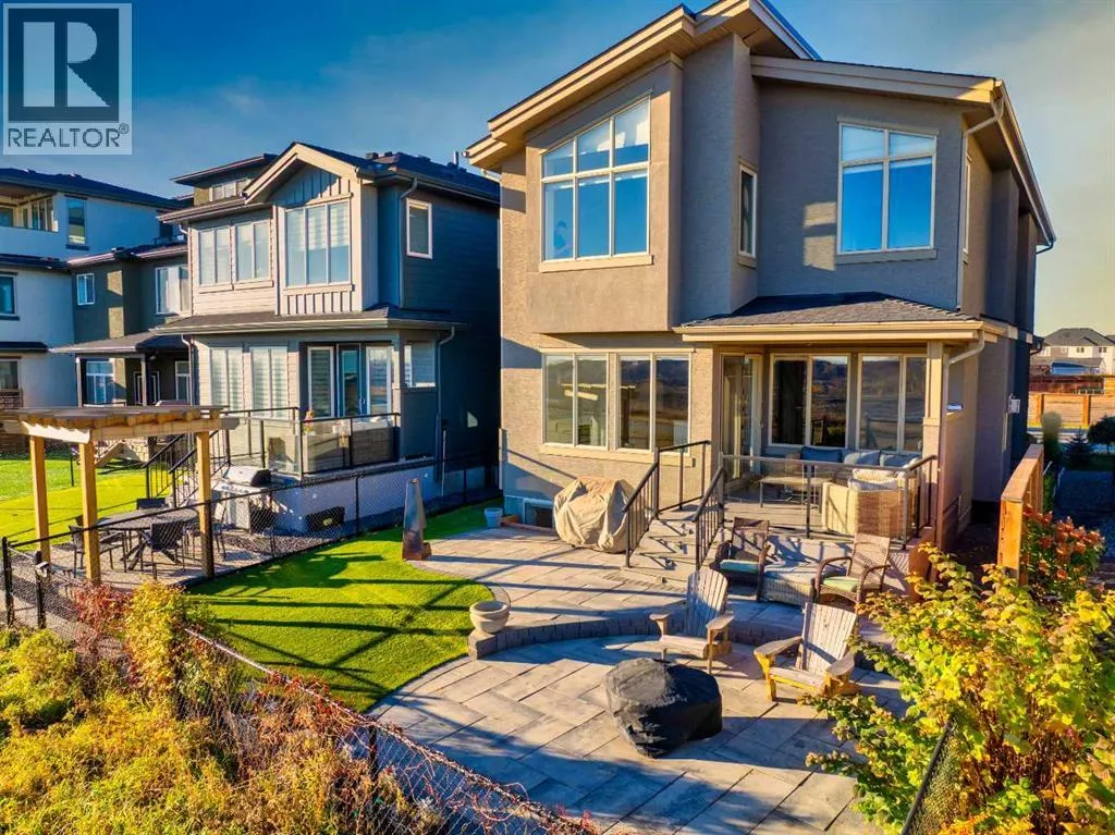 96 Walcrest View SE