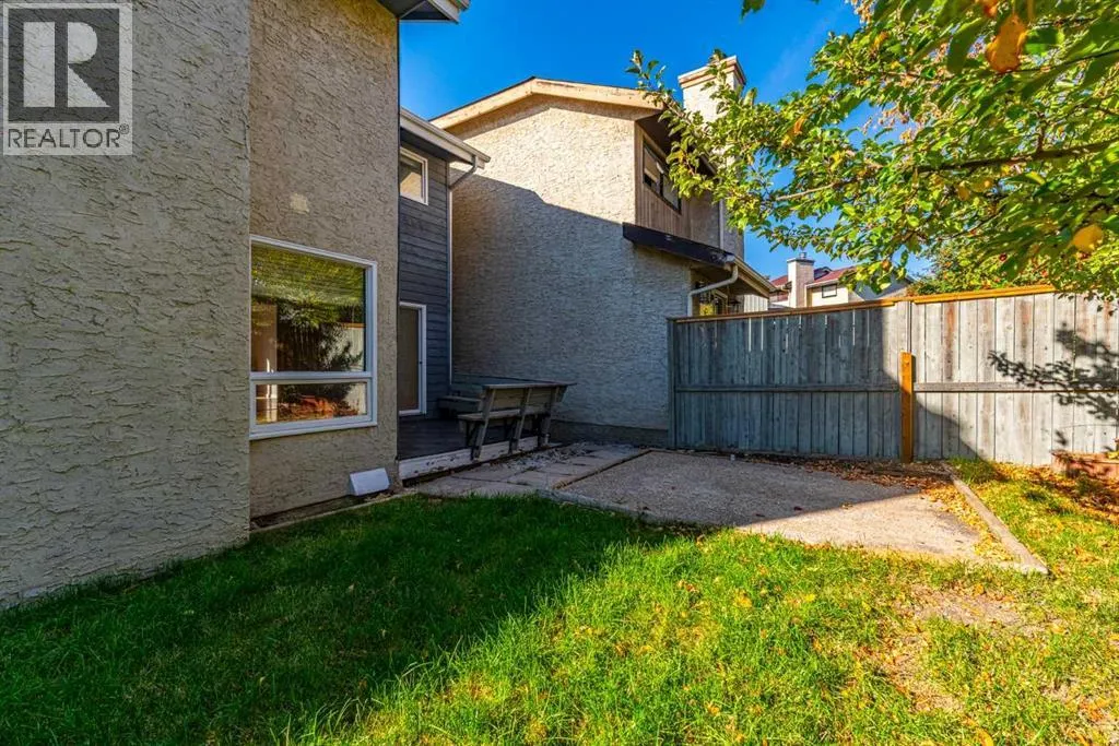 76 Hawkville Place NW