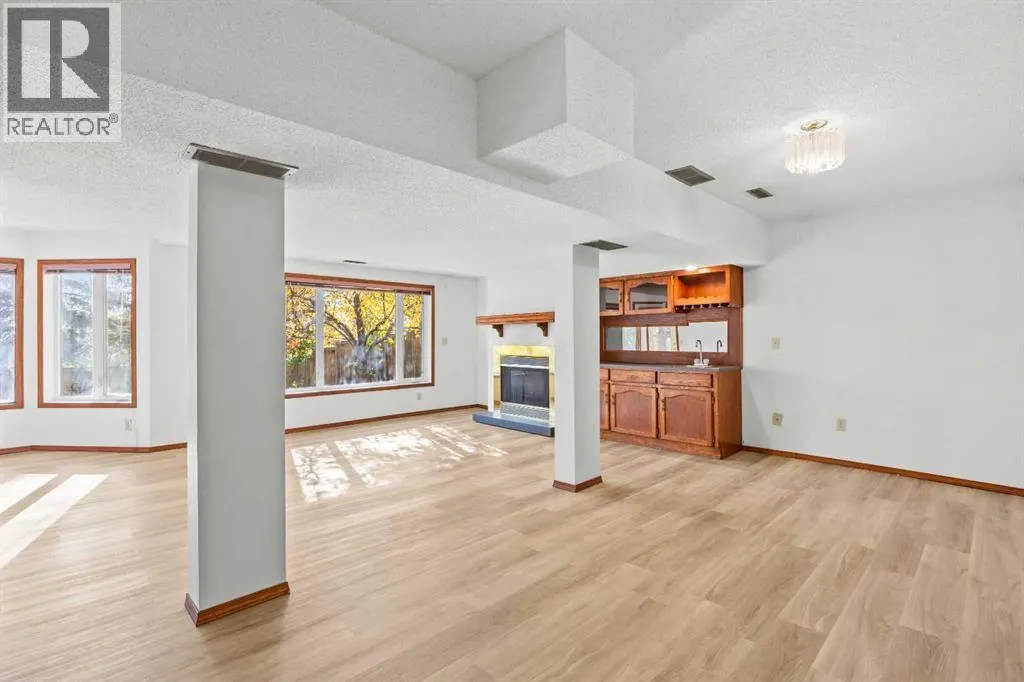 707 Hawkside Mews NW
