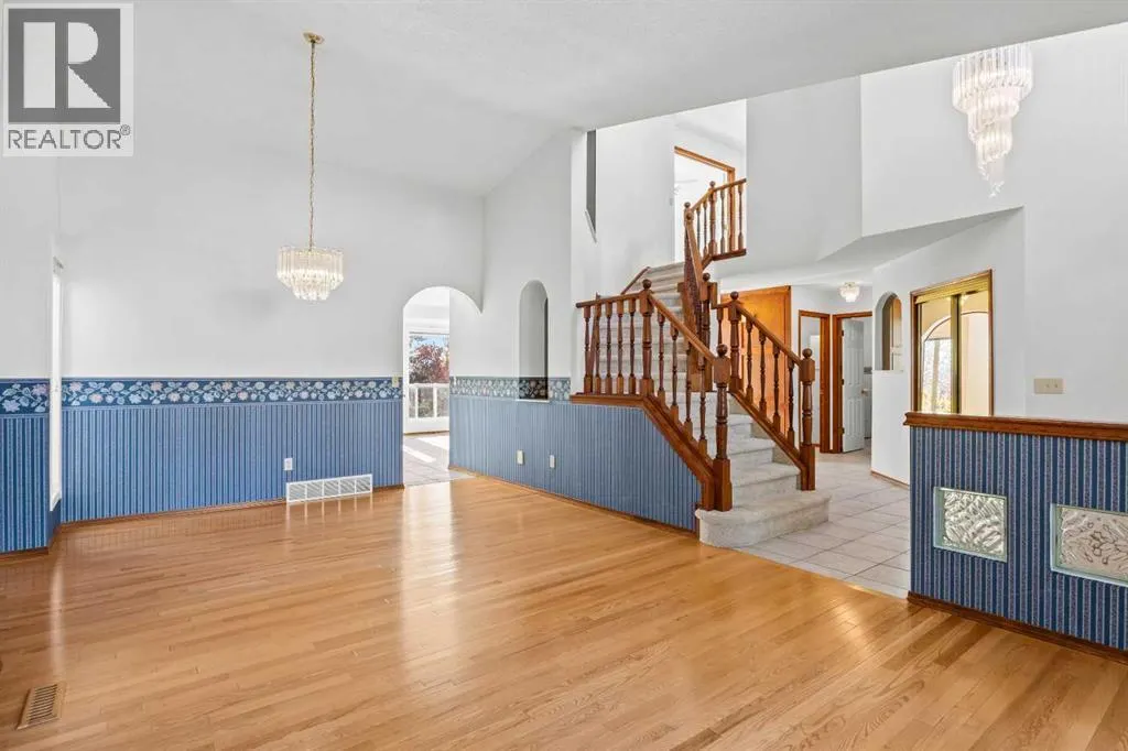 707 Hawkside Mews NW