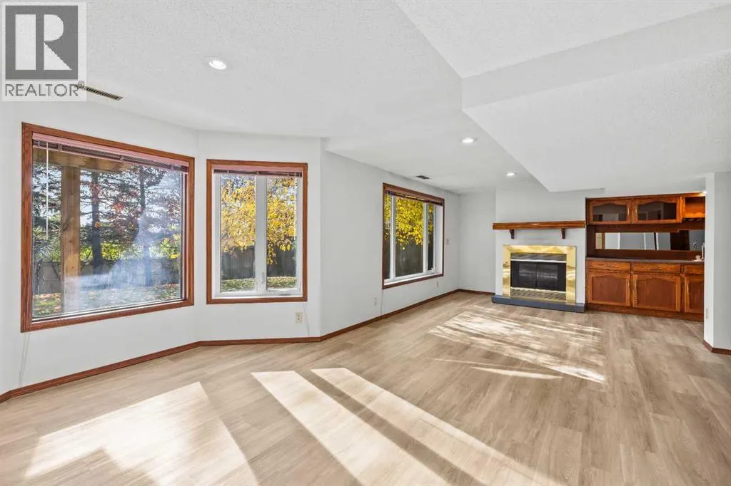 707 Hawkside Mews NW