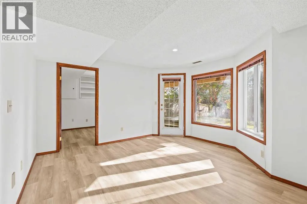 707 Hawkside Mews NW