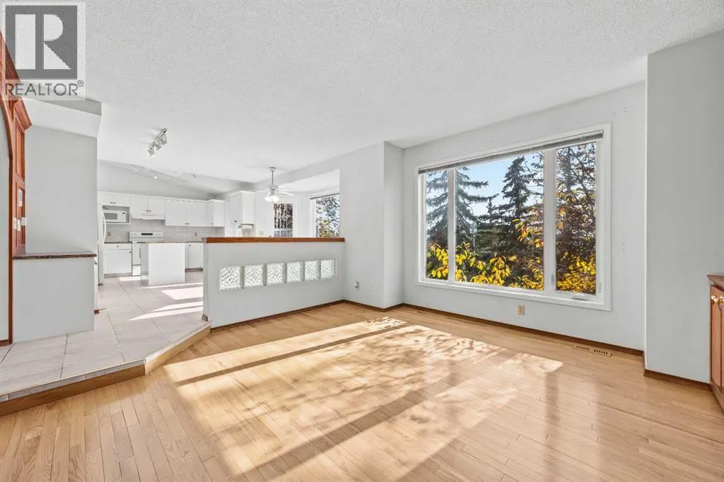 707 Hawkside Mews NW