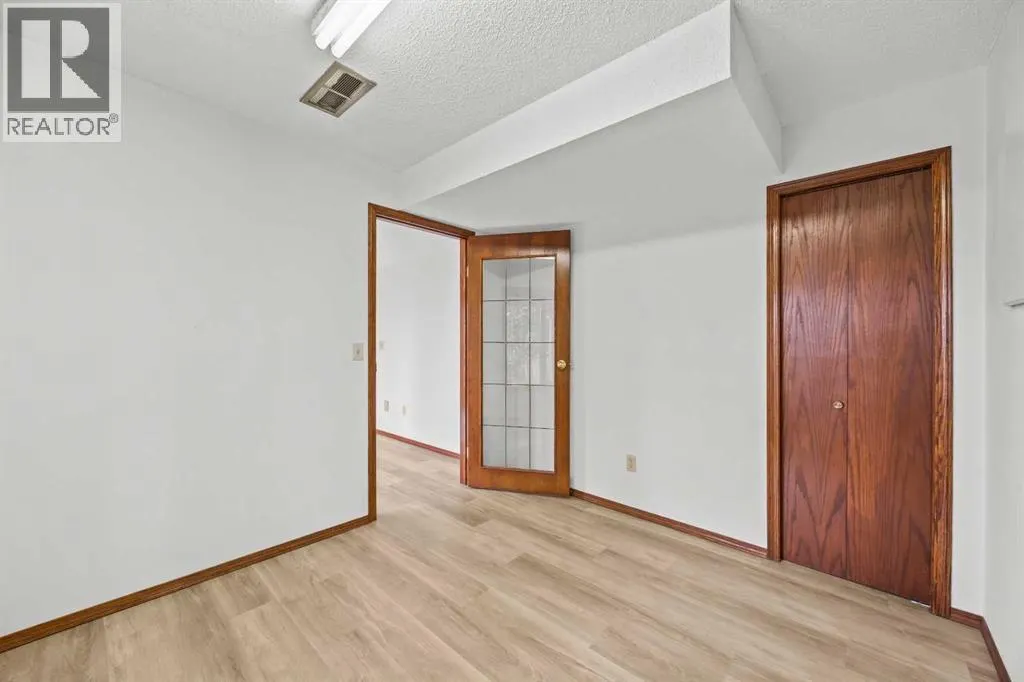 707 Hawkside Mews NW