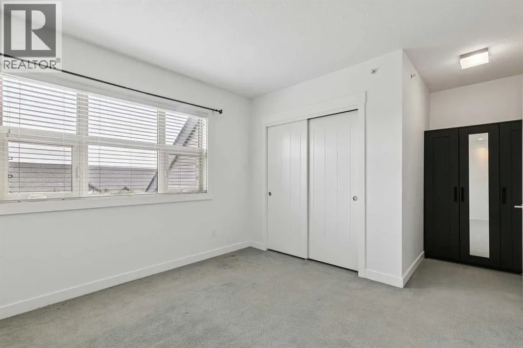225, 15 Aspenmont Heights SW
