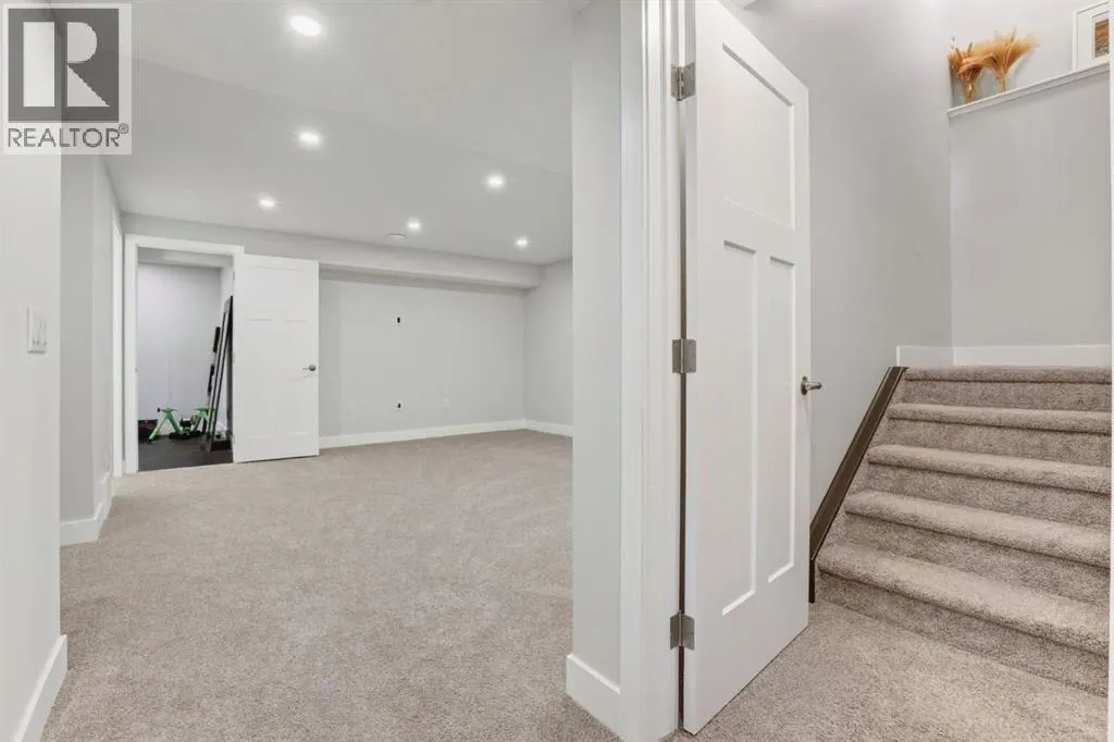 1 Riviera Point