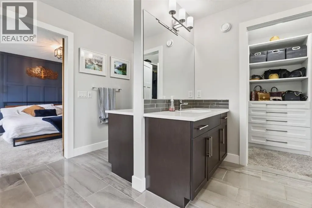 1 Riviera Point