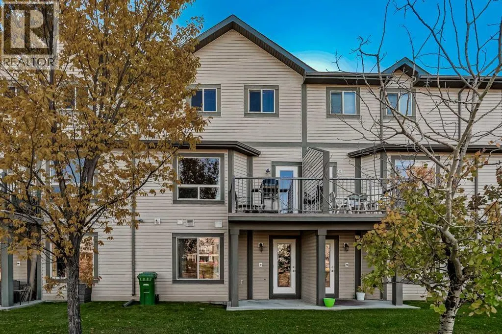 202 Bayside Point SW