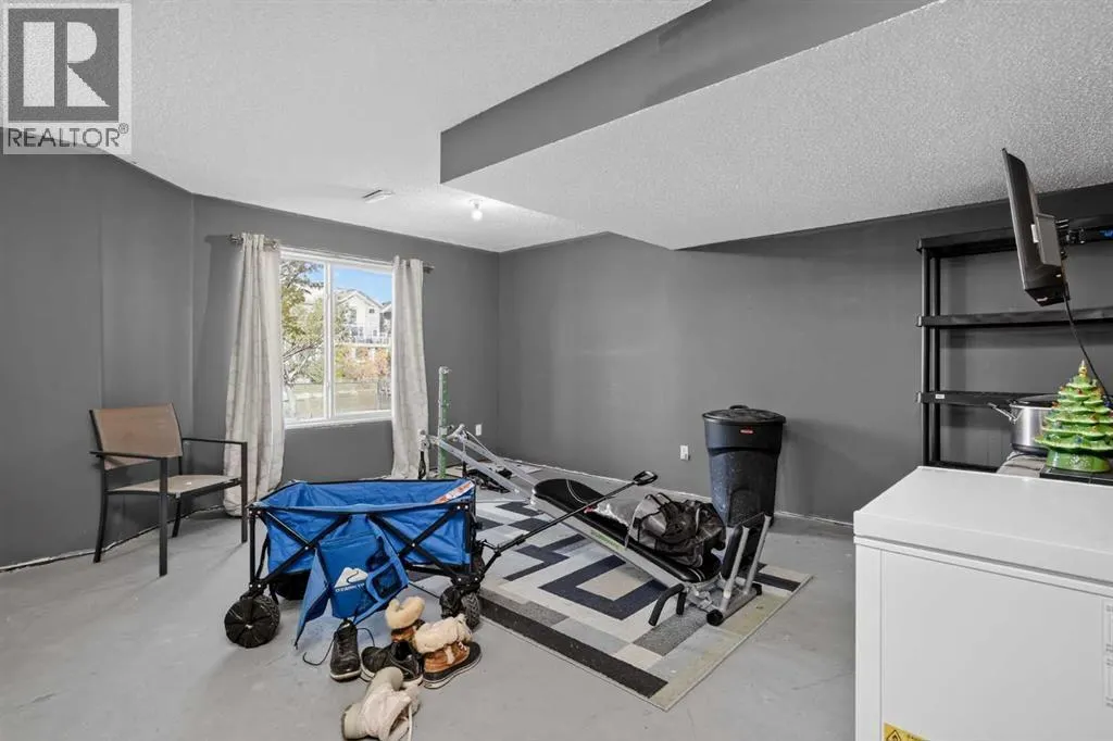 202 Bayside Point SW