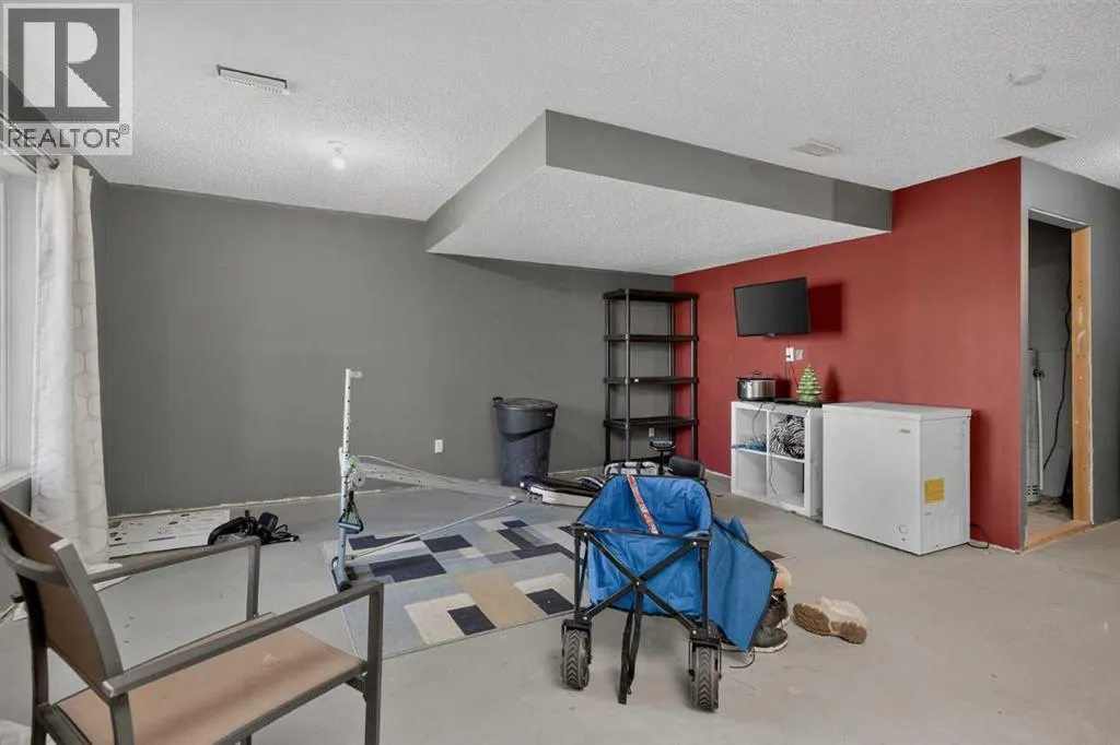202 Bayside Point SW