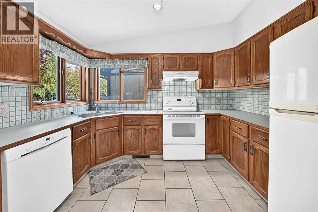 64 Edforth Crescent NW