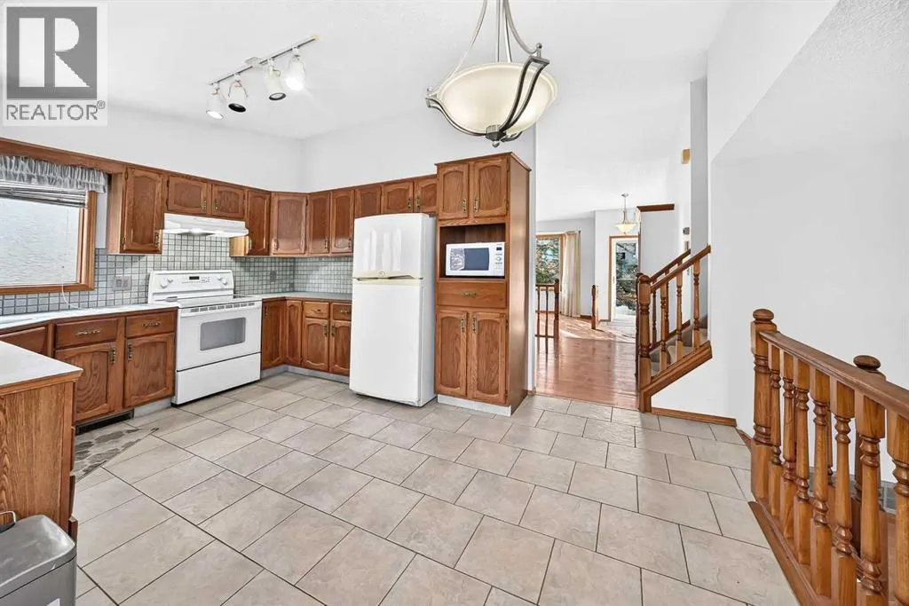 64 Edforth Crescent NW