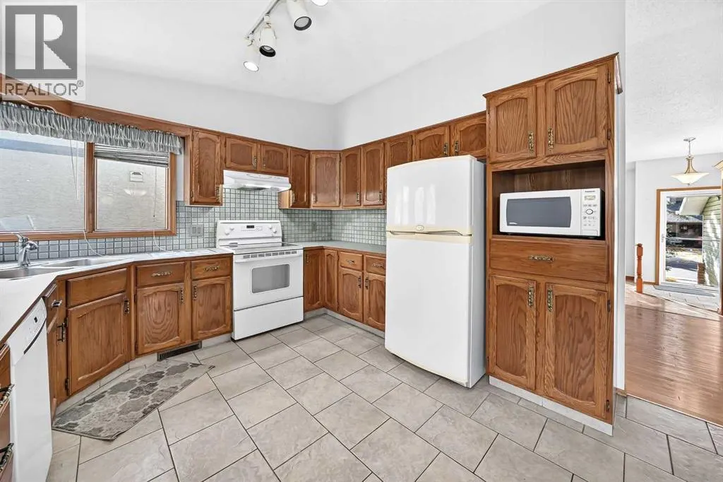 64 Edforth Crescent NW