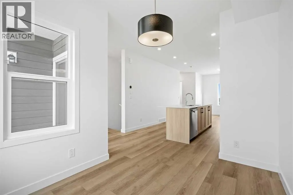 1308, 25 Wildwoods Court SW