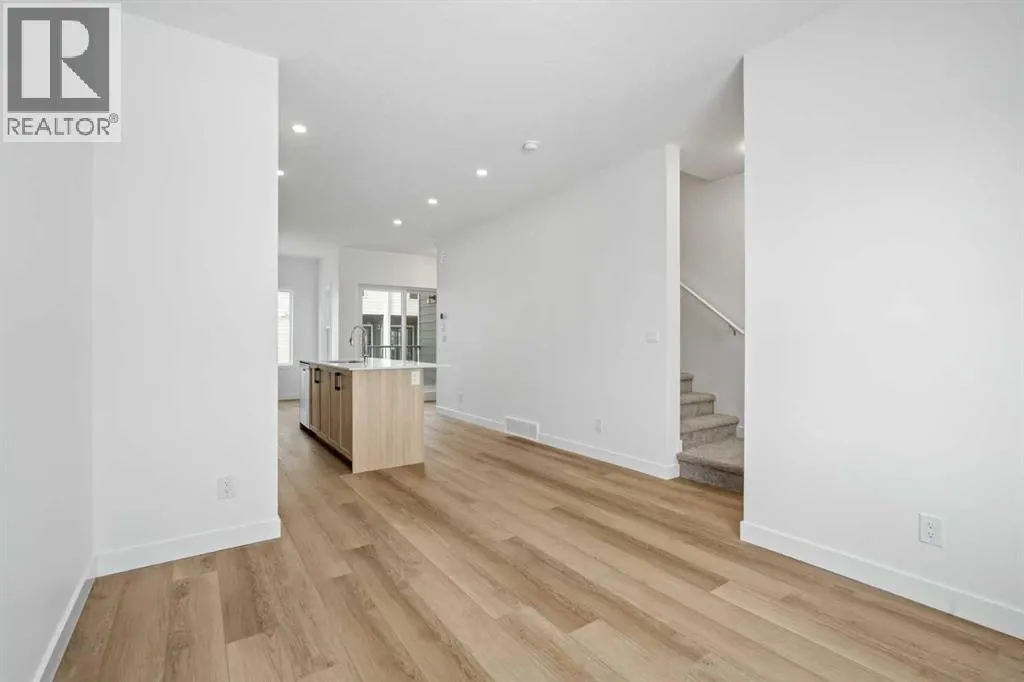 1308, 25 Wildwoods Court SW