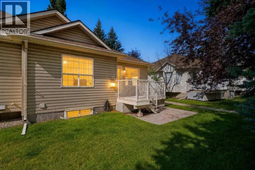 113 Mt Douglas Villas SE