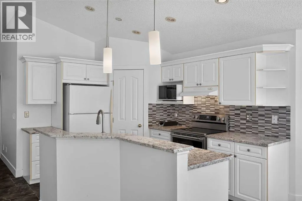 113 Mt Douglas Villas SE