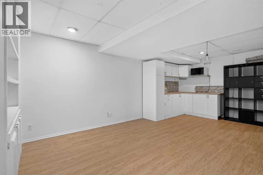 113 Mt Douglas Villas SE