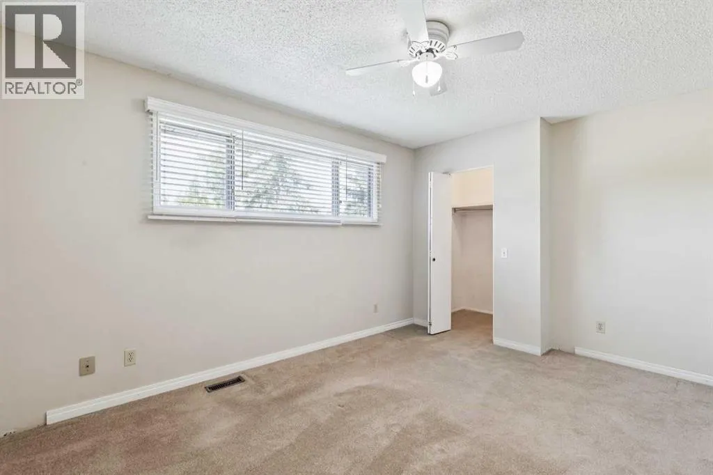 568 Strathcona Drive SW