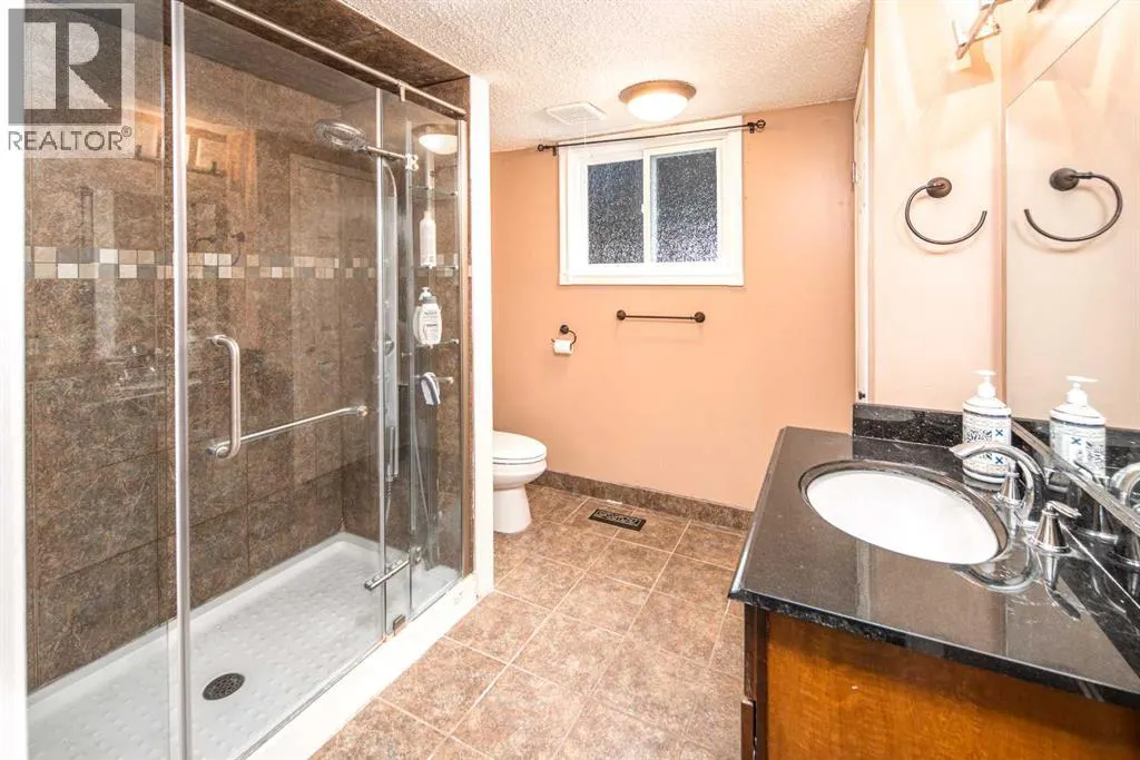 28 Hawkcliff Place NW