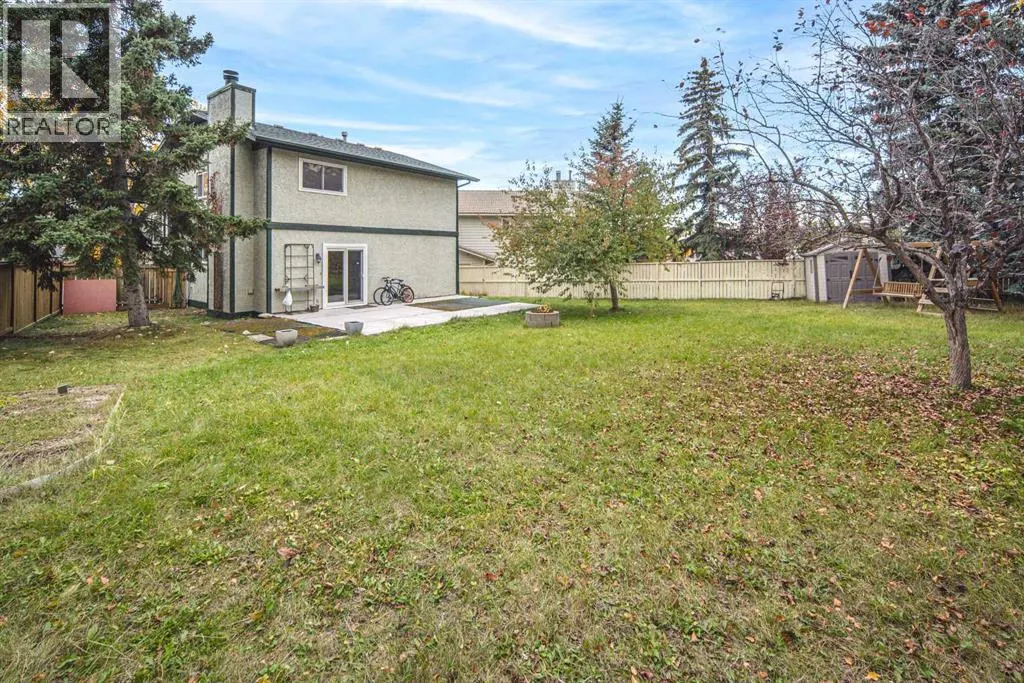 28 Hawkcliff Place NW