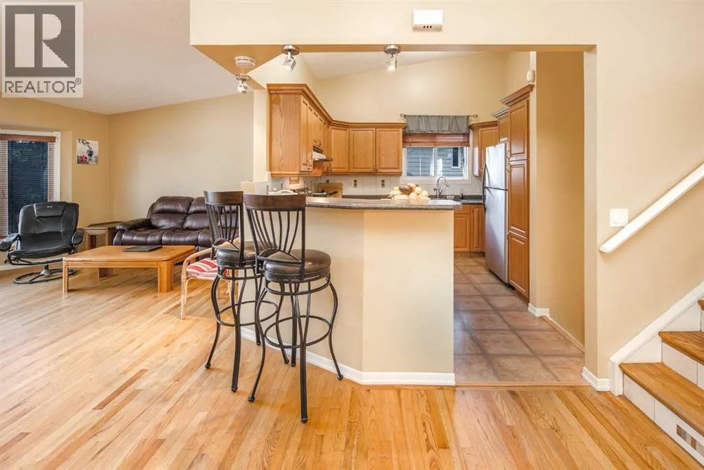 28 Hawkcliff Place NW