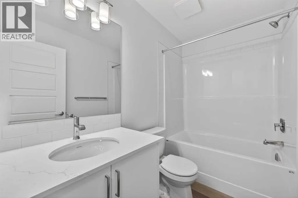 30 Creekside Avenue SW