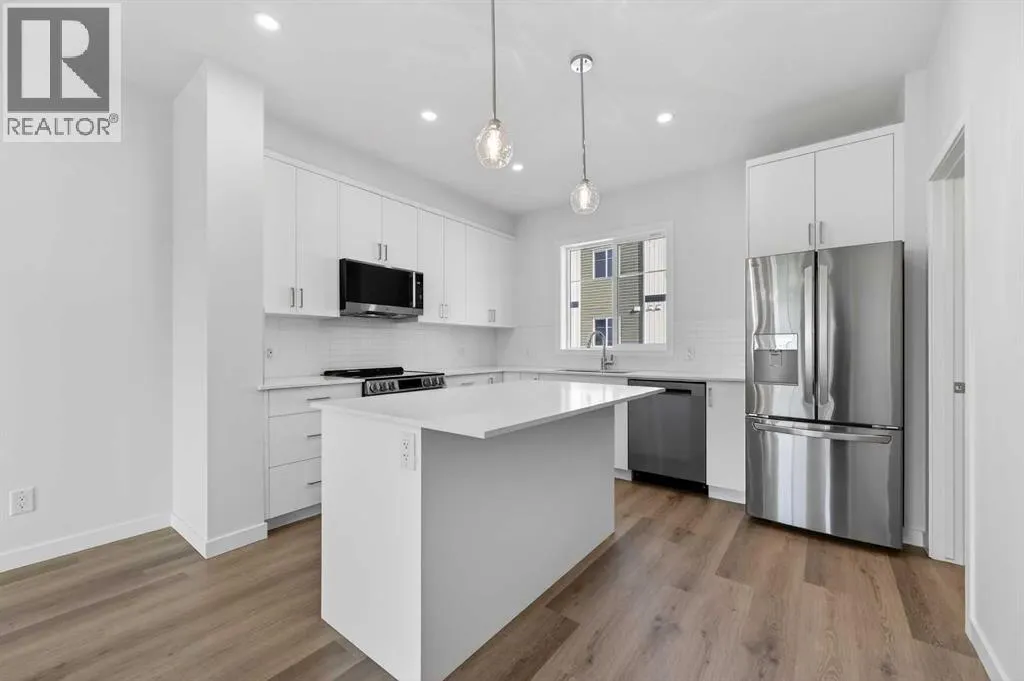 30 Creekside Avenue SW