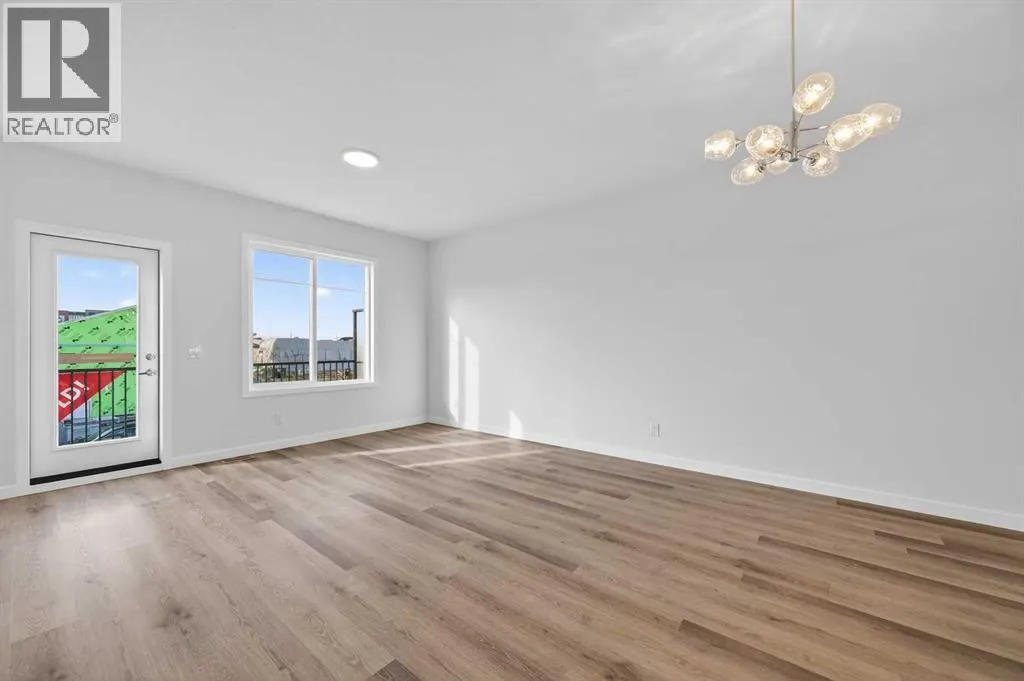 30 Creekside Avenue SW