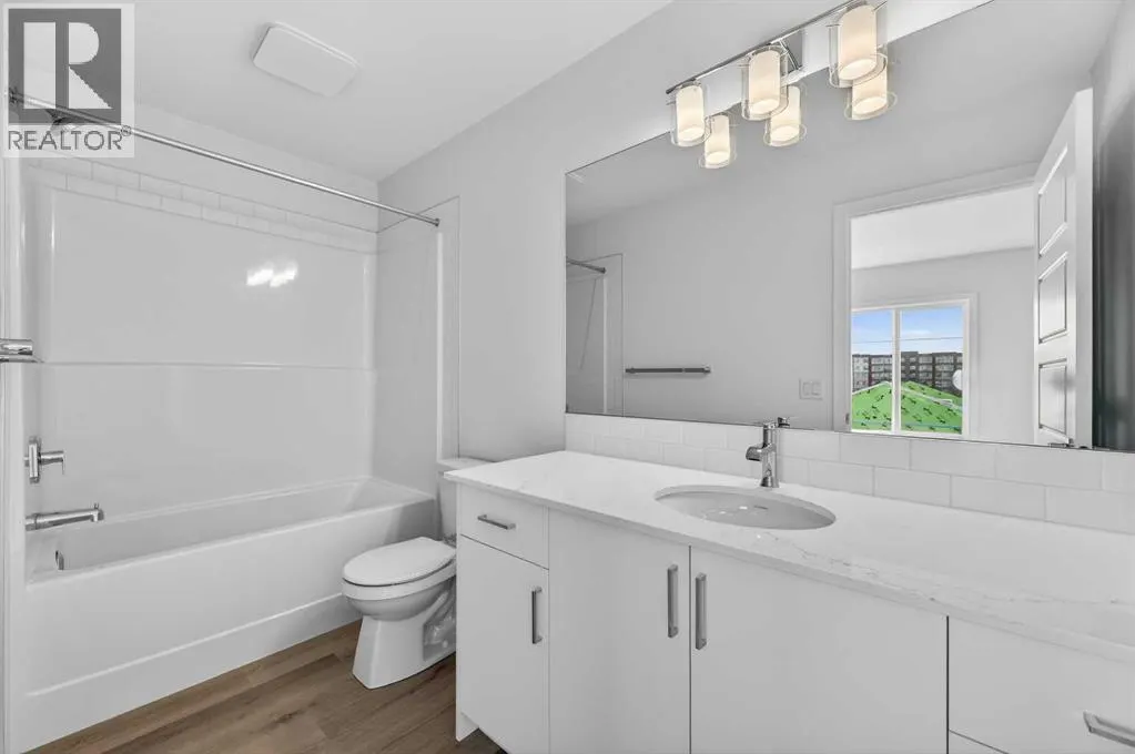 26 Creekside Avenue SW