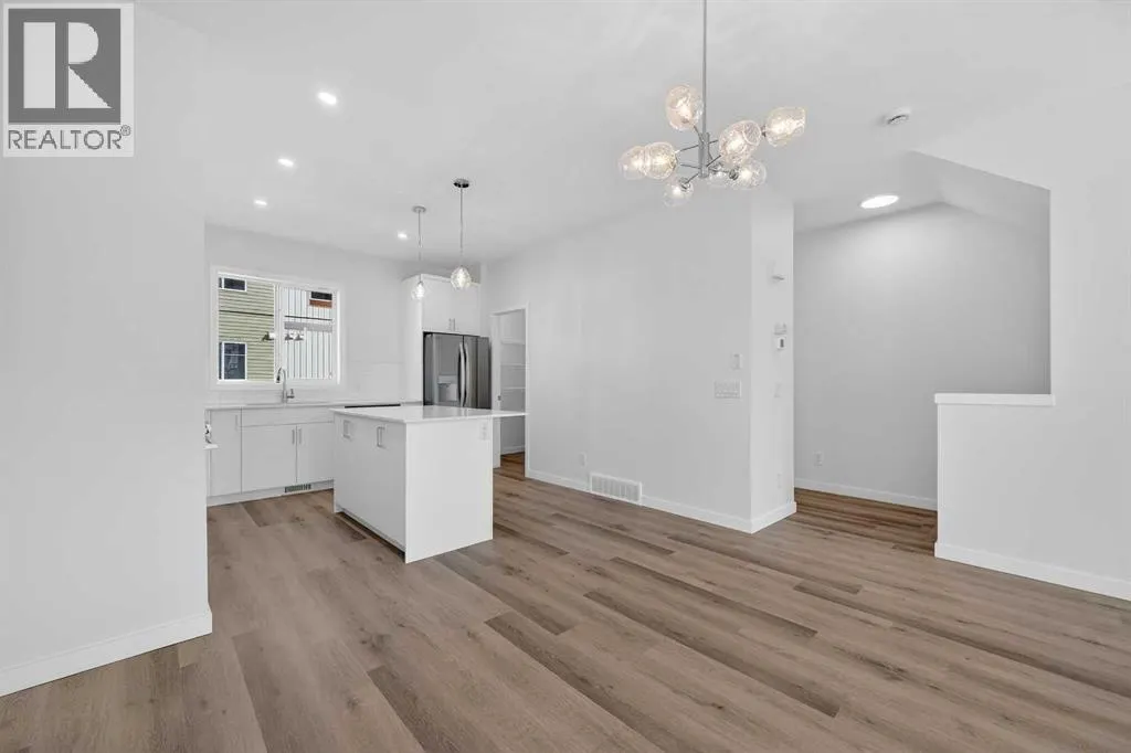 26 Creekside Avenue SW
