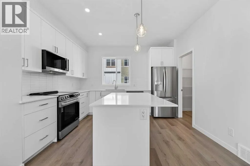 26 Creekside Avenue SW