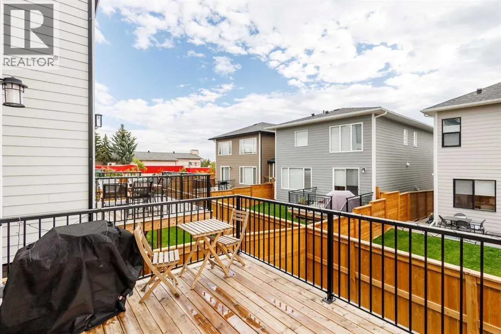 24 Aspen Woods Park SW