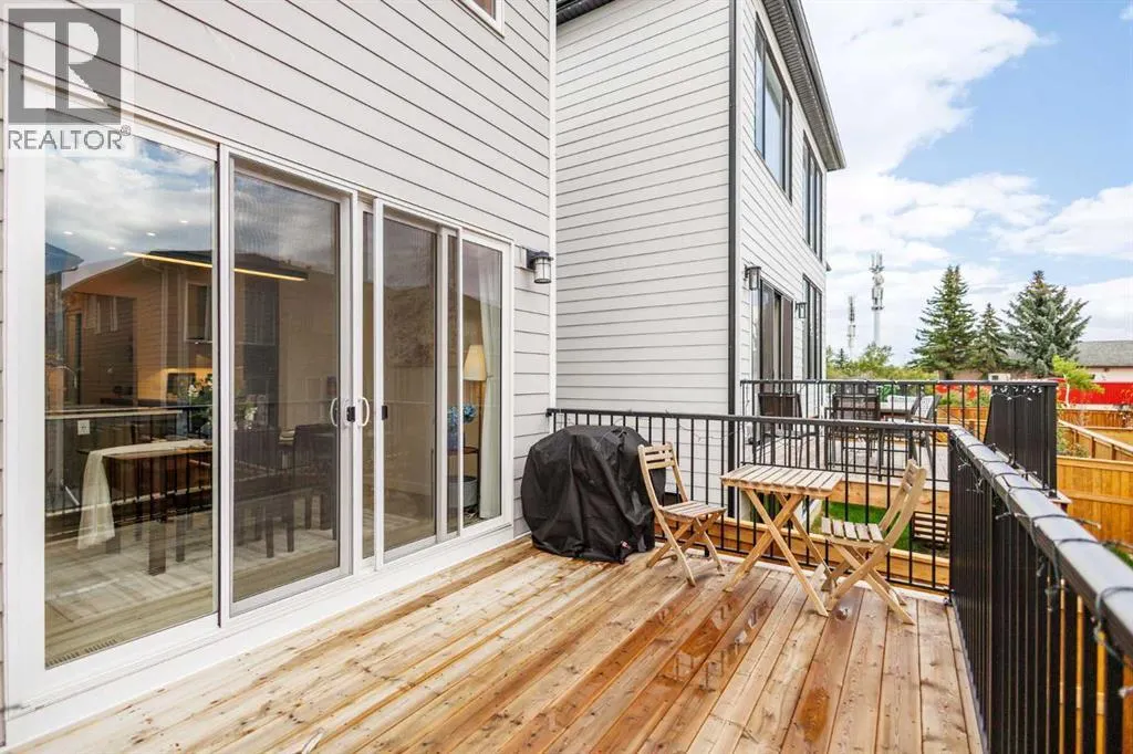 24 Aspen Woods Park SW