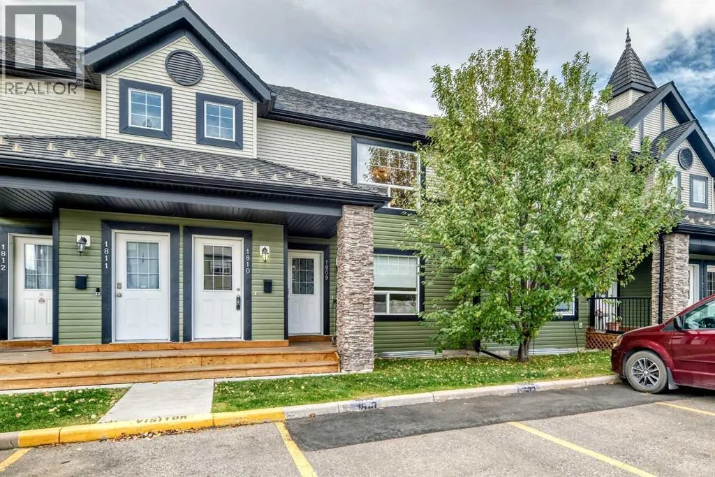 1810, 140 Sagewood Boulevard SW