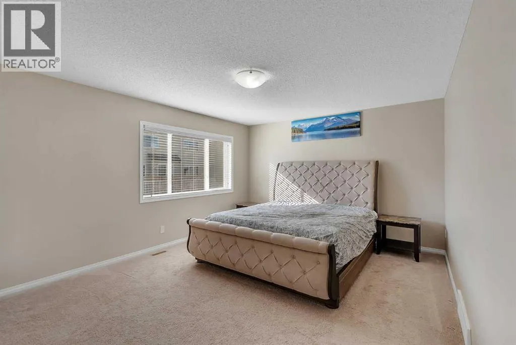 146 Windwood Grove SW