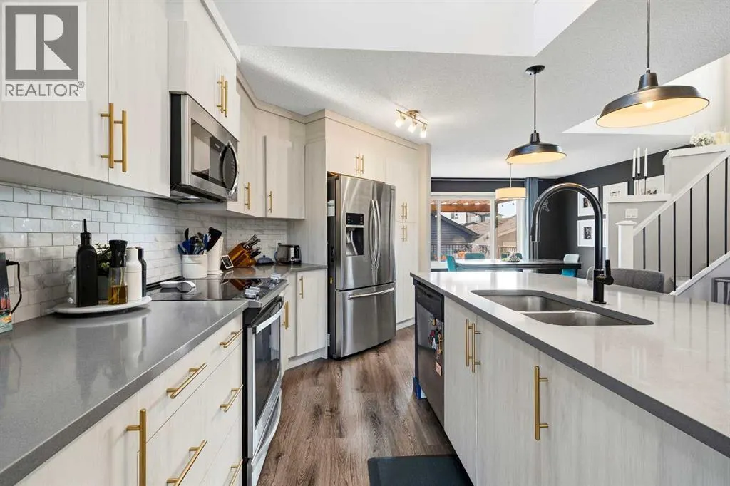 292 Chinook Gate Close SW