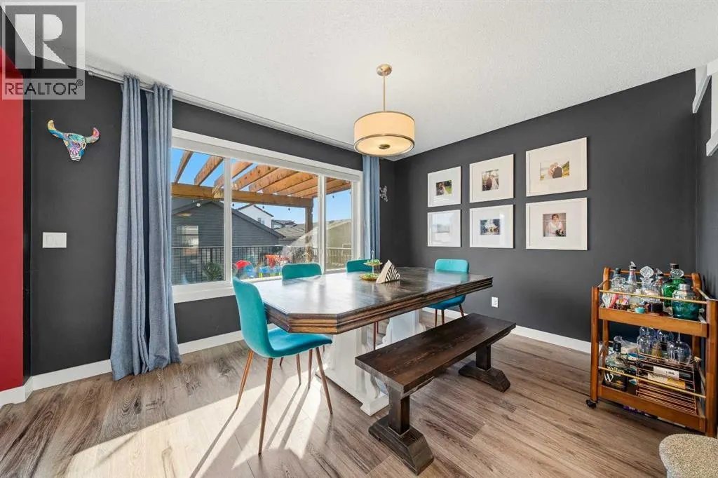 292 Chinook Gate Close SW