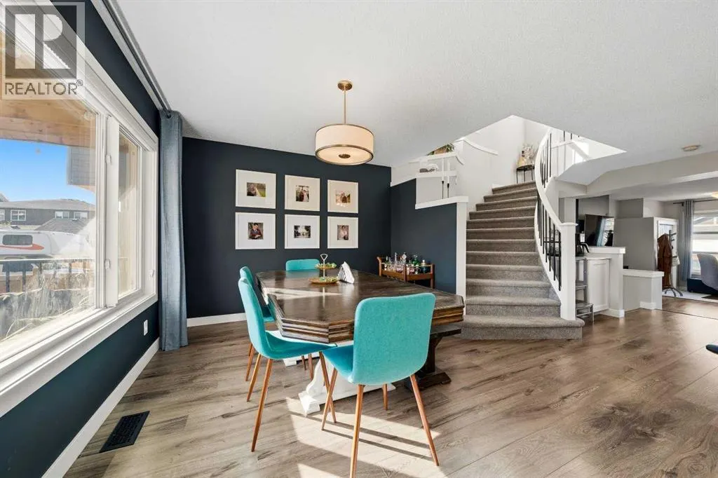 292 Chinook Gate Close SW