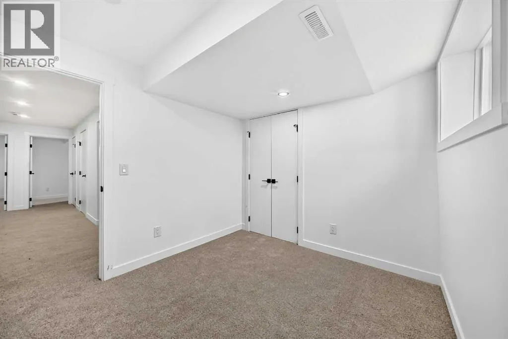 911 Penmeadows Road SE