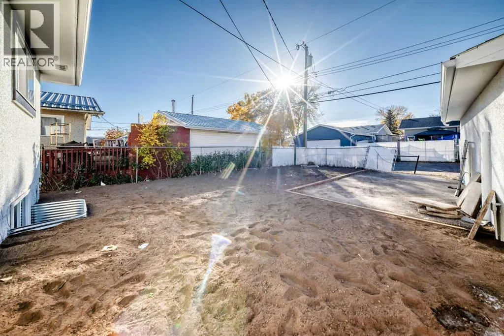 911 Penmeadows Road SE