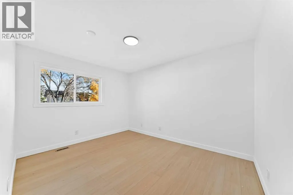 911 Penmeadows Road SE